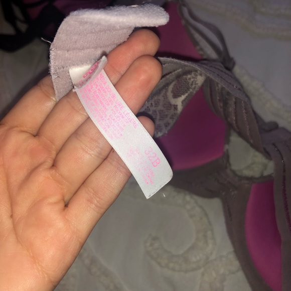 PINK nude lace bra 32B - Picture 2 of 2